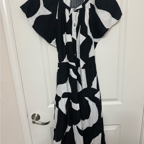 Time and Tru Black and White Maxi Dress - Picture 1 of 2